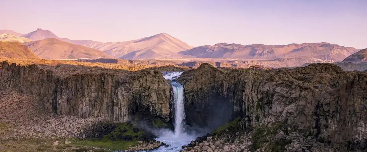 Må emhætten føres ud i skorstenen i en etageejendom?