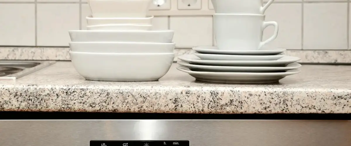 Sådan monterer du en integreret opvaskemaskine