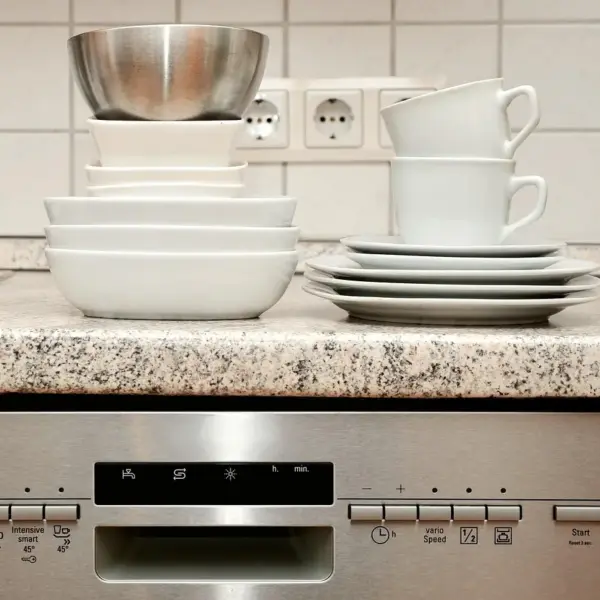 Sådan monterer du en integreret opvaskemaskine